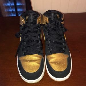 Air Jordan 1 High Melo